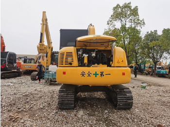 Mini-ekskavators Komatsu PC70-8: foto 5