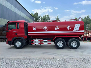 Autocisterna SINOTRUK HOWO