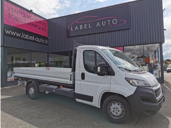Automašīna ar kravas platformu PEUGEOT Boxer