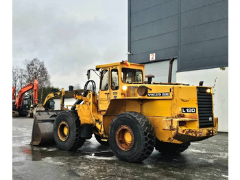 Riteņu iekrāvējs Volvo L 120: foto 3
