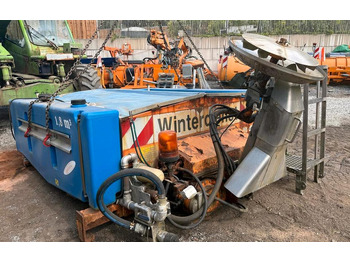 Sāls un smilts kaisītājs UNIMOG