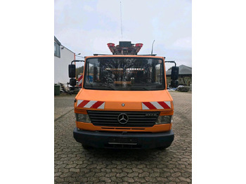 Bortu kravas automašīna/ Platforma Mercedes-Benz Vario 613D Bluetec 5 Pritsche Doka LKW: foto 4