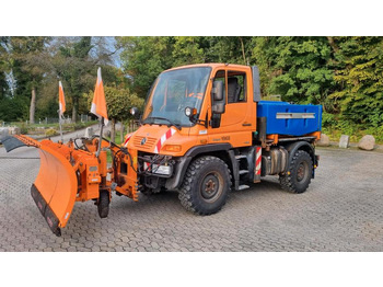 Sniega novākšanas tehnika UNIMOG