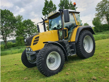 Traktors FENDT 313 Vario