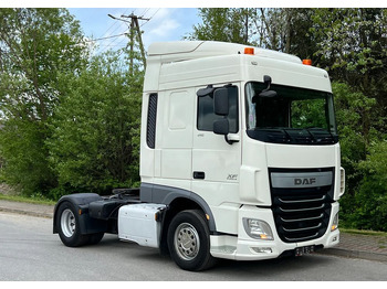 Vilcējs DAF XF 106
