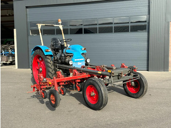 Traktors EICHER