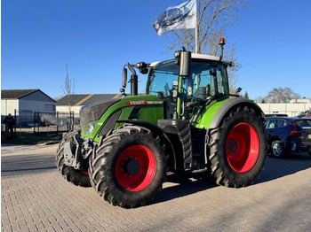 Traktors FENDT 724 Vario