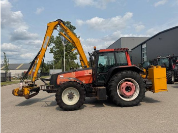 Traktors VALTRA 8000