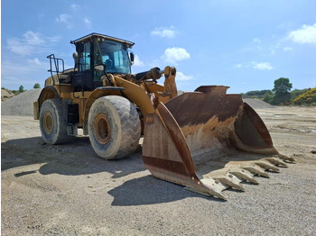 Riteņu iekrāvējs CATERPILLAR 972K