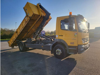 Pacēlājs ar āķi MERCEDES-BENZ Atego