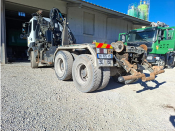 Pacēlājs ar āķi, Kravas auto ar manipulatoru Renault 370 DXI: foto 5