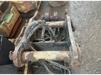 Ātrā sakabe Attache rapide pour pelle: foto 4