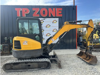 Mini-ekskavators Bobcat E35 Cabine à 20500 € HT: foto 5