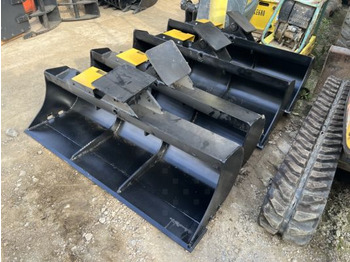 Ekskavatora kauss Godet de curage inclinable pour minipelle 4T - 6T: foto 2