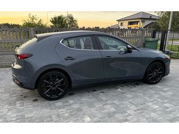 Vieglā automašīna MAZDA