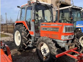 Traktors KUBOTA