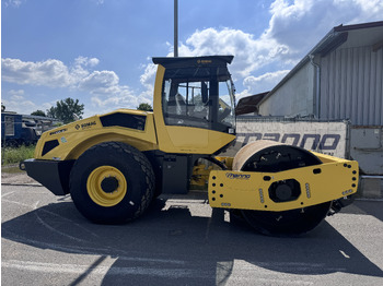 Vibrorullis BOMAG