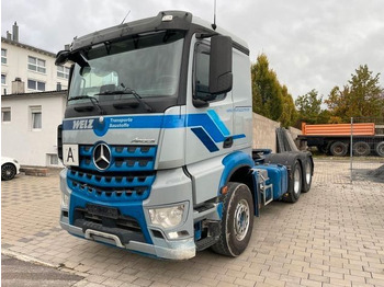 Vilcējs MERCEDES-BENZ Arocs 2643