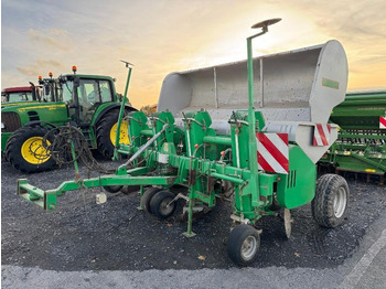 Kartupeļu stādāmā mašīna