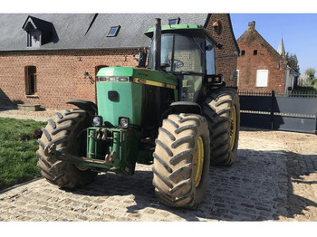 Traktors JOHN DEERE 4055 Series