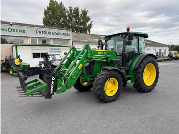 Traktors JOHN DEERE 5090M