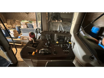 Traktors JOHN DEERE 6520: foto 5 Traktors JOHN DEERE 6520: foto 5