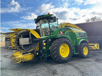 Lopbarības kombains JOHN DEERE 8400