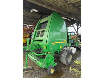 Rituļu prese JOHN DEERE