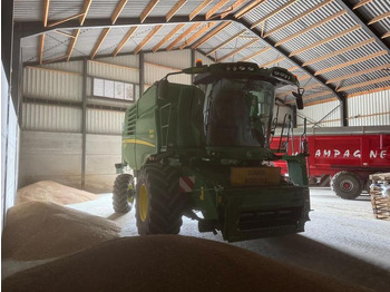 Labības kombains JOHN DEERE T660: foto 4