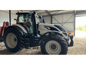 VALTRA T175 līzingu VALTRA T175: foto 3 VALTRA T175 līzingu VALTRA T175: foto 3