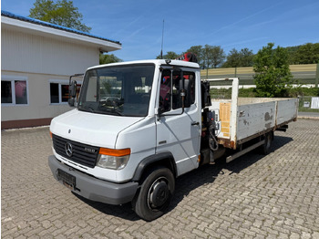 Automašīna ar kravas platformu MERCEDES-BENZ