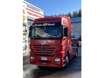 Vilcējs MERCEDES-BENZ
