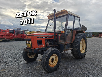Traktors ZETOR