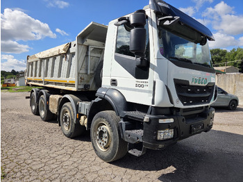 Kravas automašīna pašizgāzējs IVECO TRAKKER 500 8x4 EURO6 Bordmatik: foto 3