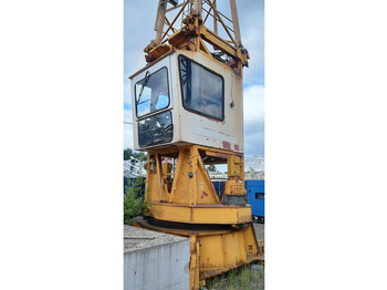 Torņa celtnis LIEBHERR