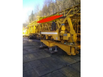 Torņa celtnis LIEBHERR