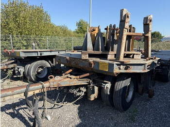 Torņa celtnis LIEBHERR