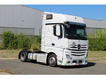 Vilcējs MERCEDES-BENZ Actros 1845