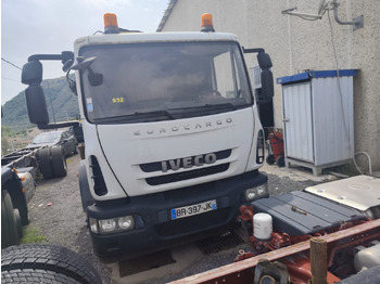 Kravas auto ar manipulatoru IVECO EuroCargo 160E