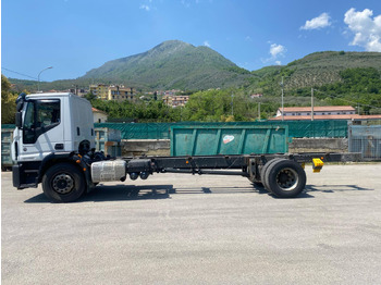 Šasija kravas automašīna IVECO EUROCARGO 180-320: foto 3
