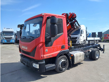 Kravas auto ar manipulatoru IVECO EuroCargo