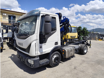 Kravas auto ar manipulatoru IVECO EuroCargo