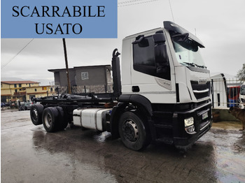 Pacēlājs ar āķi IVECO Stralis