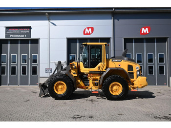 Riteņu iekrāvējs VOLVO L90H