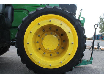 : fotogrāfija galvenē