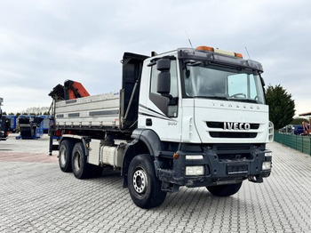 Kravas automašīna pašizgāzējs IVECO Trakker