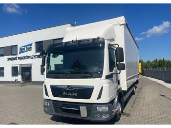 Kravas automašīna ar tentu MAN TGL 12.220