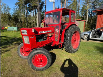 Traktors VOLVO