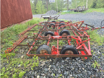 Augsnes apstrādes tehnika VÄDERSTAD