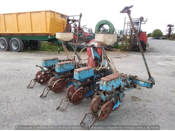 Precīzās izsējas sējmašīna MONOSEM SEMOIR MONOGRAINE PNU: foto 3 Precīzās izsējas sējmašīna MONOSEM SEMOIR MONOGRAINE PNU: foto 3